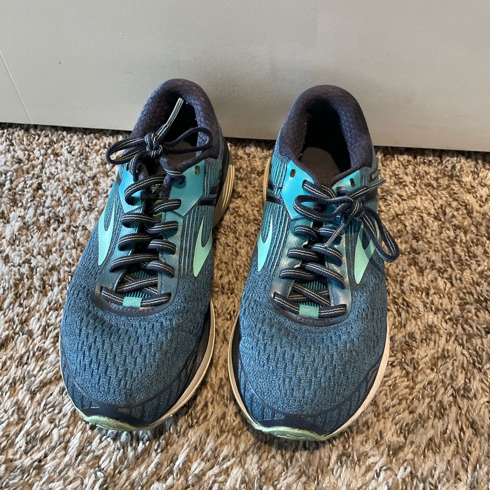 Brooks Blue and Green Athletic Shoes for Running
